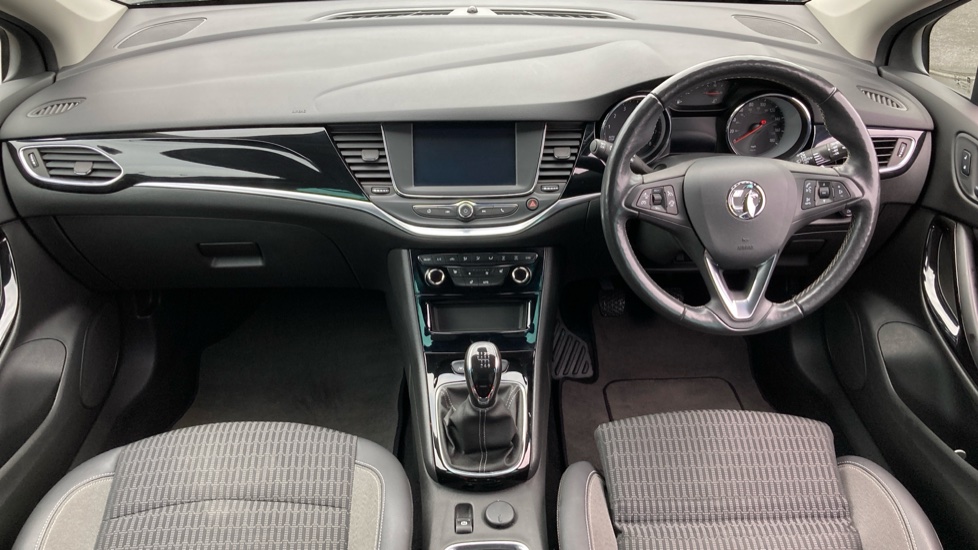 Vauxhall Astra 1.2 Turbo 145 Griffin Edition 5dr Petrol Hatchback - Image 10
