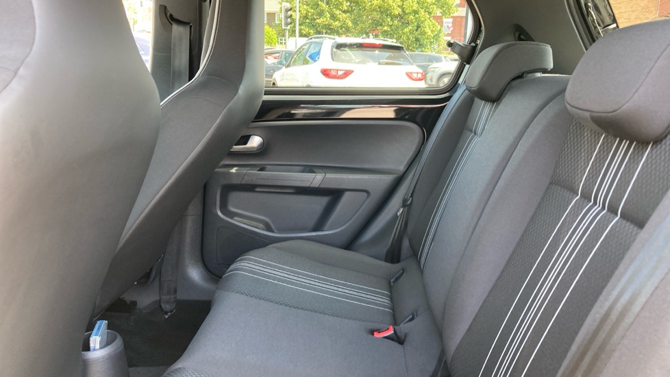 SEAT Mii 61kW One 36.8kWh 5dr Auto Electric Hatchback - Image 16