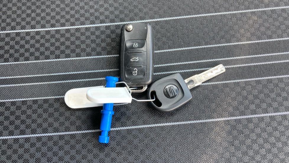 SEAT Mii 61kW One 36.8kWh 5dr Auto Electric Hatchback - Image 20