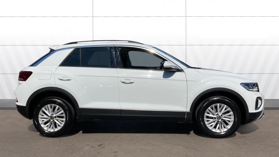 Volkswagen T-Roc 1.5 TSI Life 5dr Petrol Hatchback - Image 5