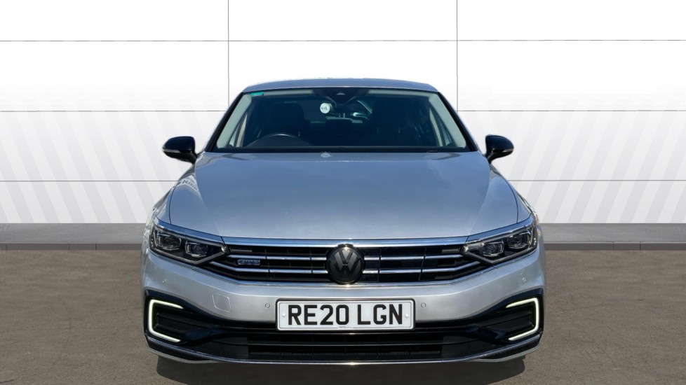 Volkswagen Passat 1.4 TSI PHEV GTE Advance 4dr DSG Saloon - Image 3