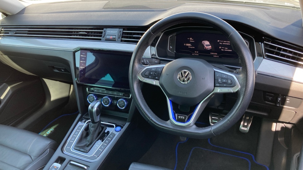 Volkswagen Passat 1.4 TSI PHEV GTE Advance 4dr DSG Saloon - Image 11