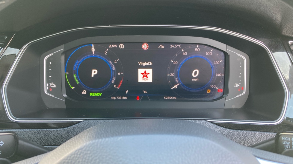 Volkswagen Passat 1.4 TSI PHEV GTE Advance 4dr DSG Saloon - Image 18