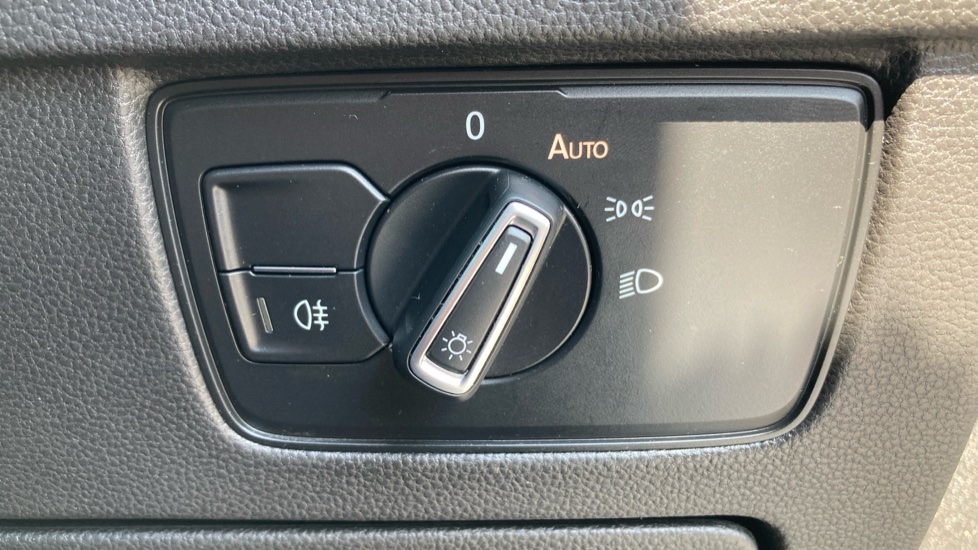 Volkswagen Passat 1.4 TSI PHEV GTE Advance 4dr DSG Saloon - Image 44