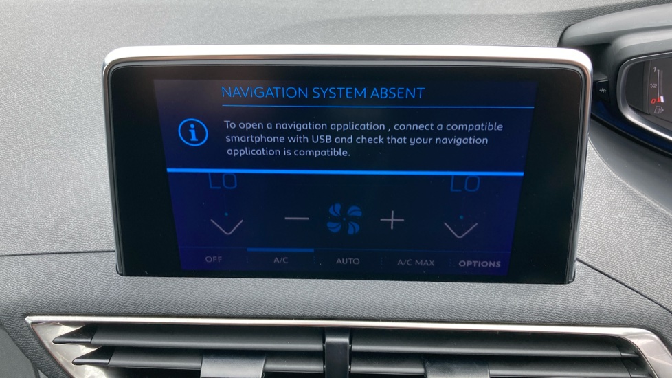 Peugeot 5008 1.2 PureTech Active Premium+ 5dr EAT8 Petrol Estate - Image 27