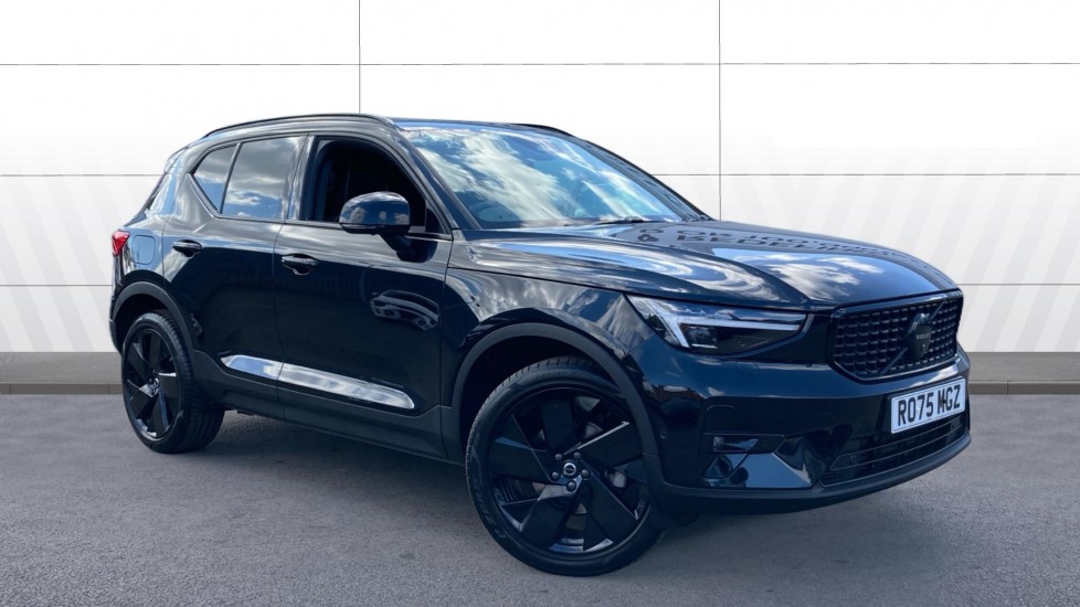 Volvo XC40 2.0 B4P Ultra Black Edition 5dr Auto Petrol Estate - Image 1