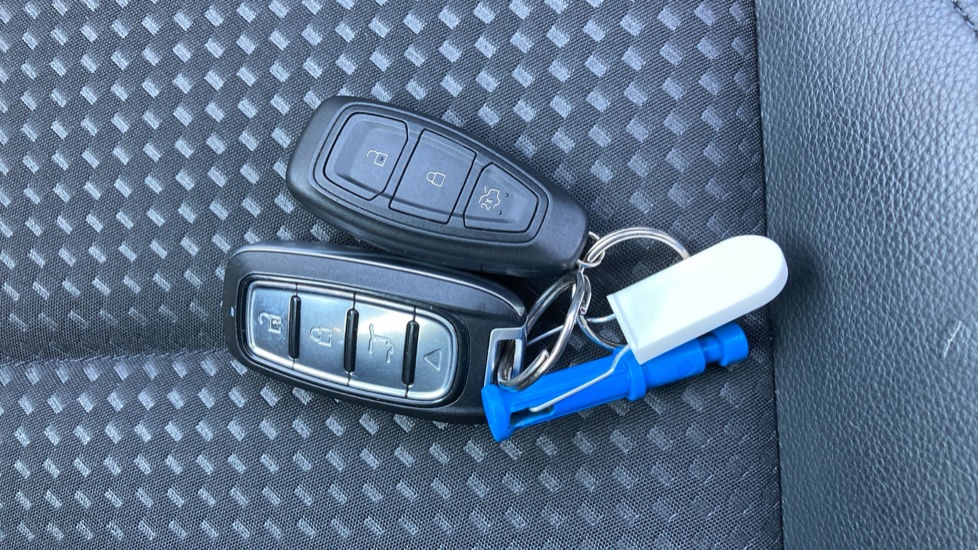 Ford Focus 1.5 EcoBlue 120 ST-Line X 5dr Auto Diesel Hatchback - Image 20