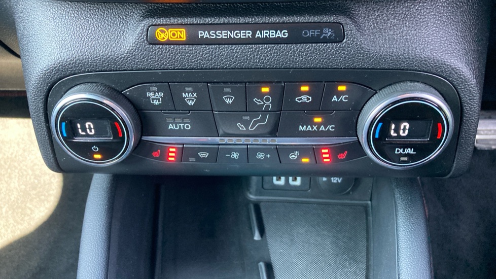 Ford Focus 1.5 EcoBlue 120 ST-Line X 5dr Auto Diesel Hatchback - Image 28