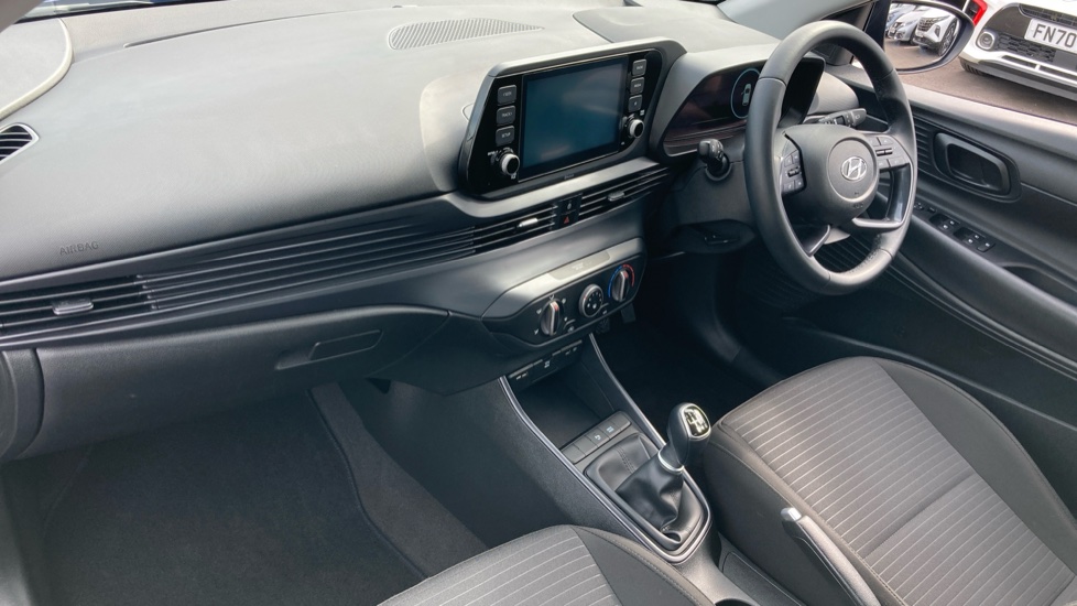 Hyundai i20 1.0T GDi 48V MHD SE Connect 5dr Petrol Hatchback - Image 9