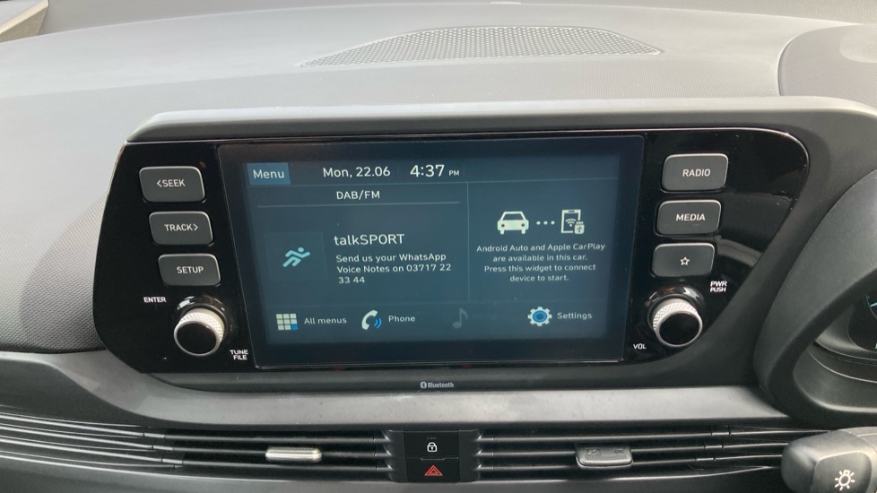 Hyundai i20 1.0T GDi 48V MHD SE Connect 5dr Petrol Hatchback - Image 12