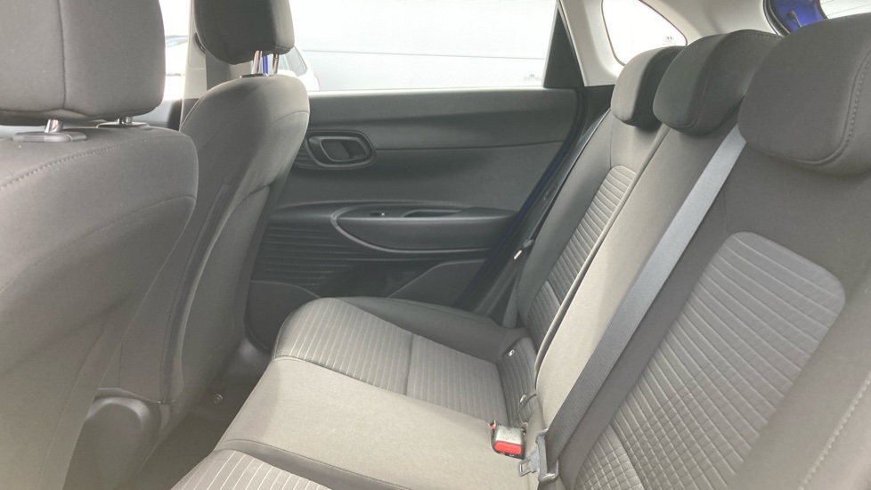 Hyundai i20 1.0T GDi 48V MHD SE Connect 5dr Petrol Hatchback - Image 16