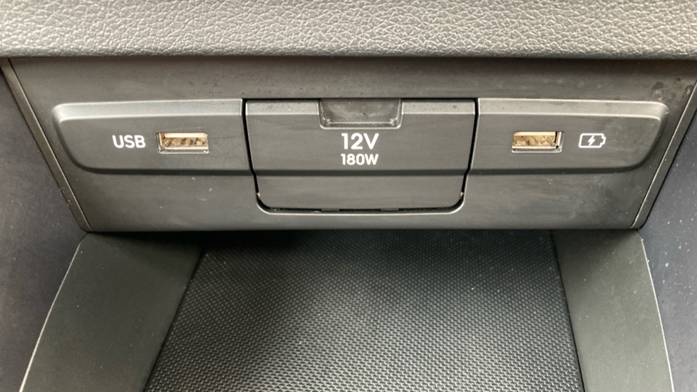 Hyundai i20 1.0T GDi 48V MHD SE Connect 5dr Petrol Hatchback - Image 25