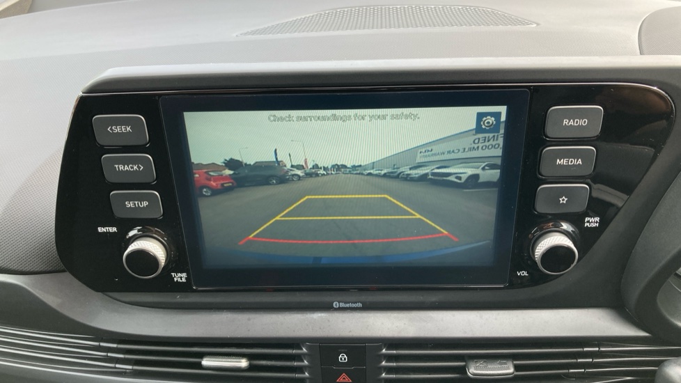 Hyundai i20 1.0T GDi 48V MHD SE Connect 5dr Petrol Hatchback - Image 29