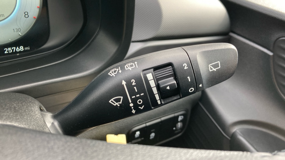 Hyundai i20 1.0T GDi 48V MHD SE Connect 5dr Petrol Hatchback - Image 33