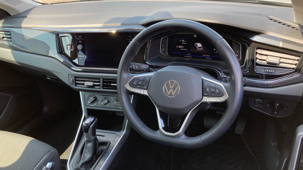 Volkswagen Polo 1.0 TSI Life 5dr DSG Petrol Hatchback - Image 11