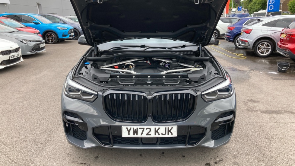 BMW X5 xDrive30d MHT M Sport 5dr Auto Diesel Estate - Image 8