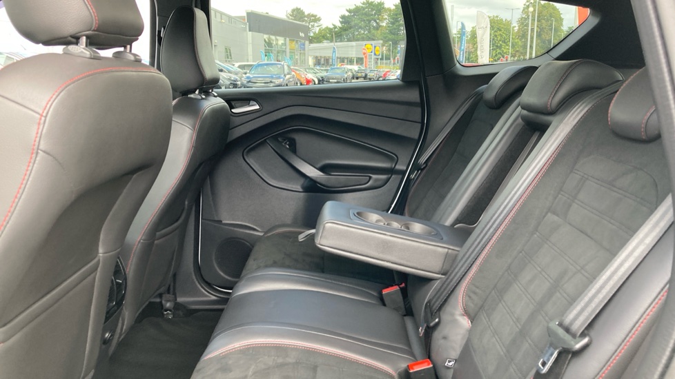 Ford Kuga 1.5 TDCi ST-Line X 5dr 2WD Diesel Estate - Image 16