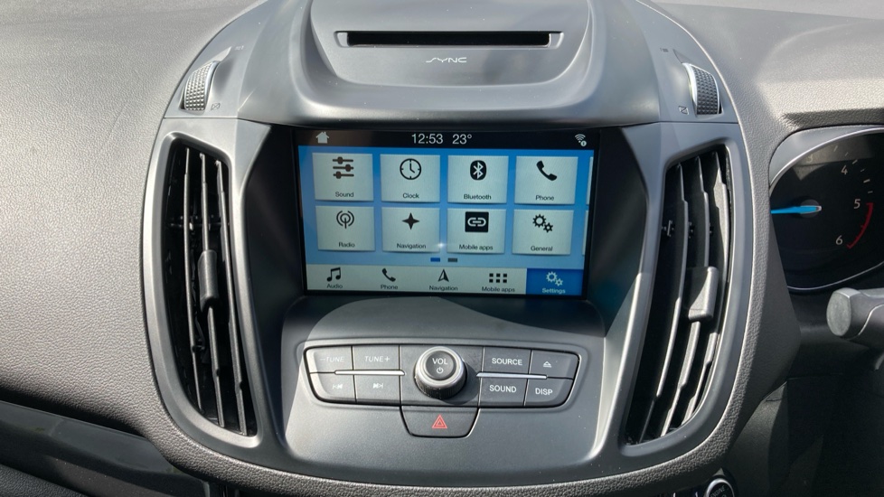 Ford Kuga 1.5 TDCi ST-Line X 5dr 2WD Diesel Estate - Image 31