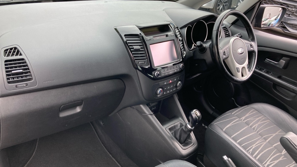 Kia Venga 1.6 ISG 3 5dr Petrol Hatchback - Image 9