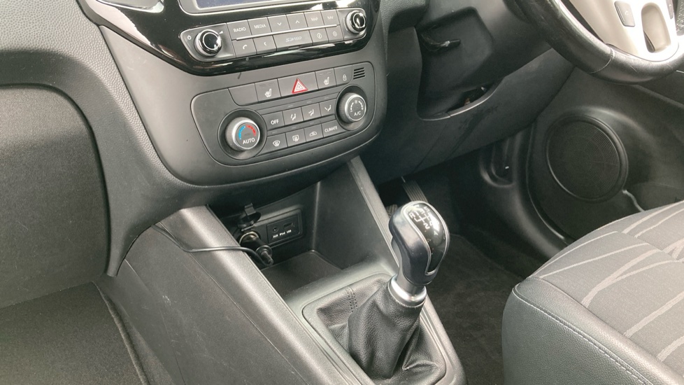 Kia Venga 1.6 ISG 3 5dr Petrol Hatchback - Image 13
