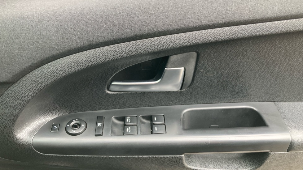 Kia Venga 1.6 ISG 3 5dr Petrol Hatchback - Image 22
