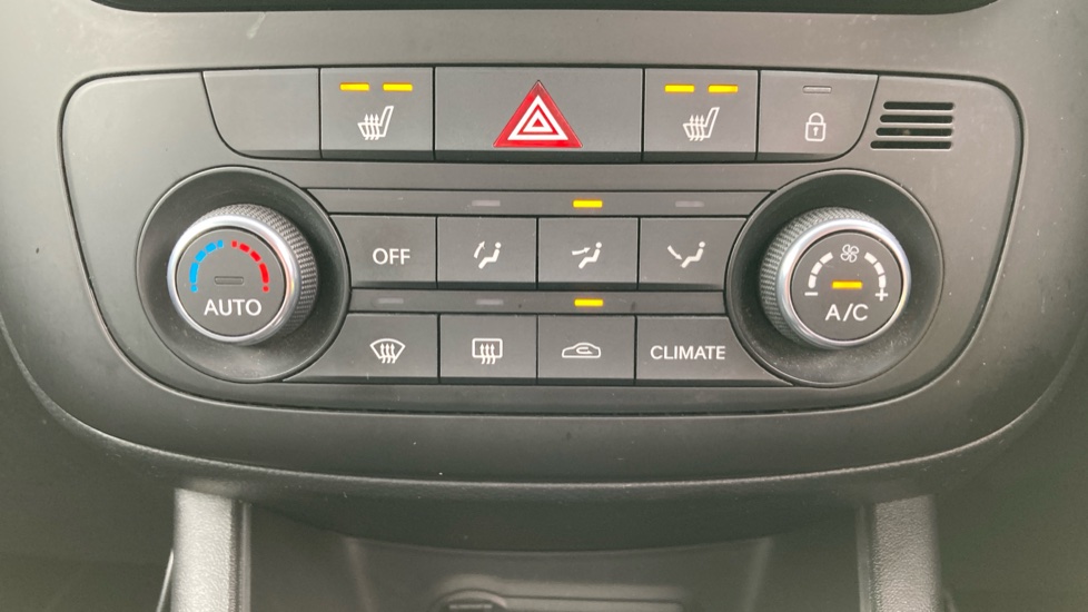 Kia Venga 1.6 ISG 3 5dr Petrol Hatchback - Image 25