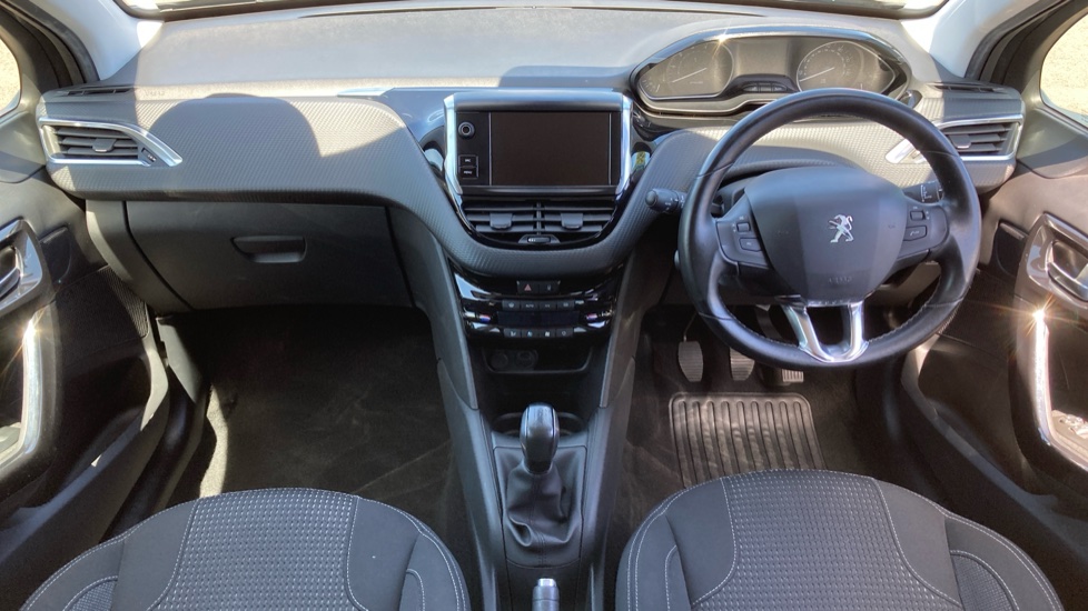 Peugeot 208 1.2 PureTech 82 Tech Edition 5dr [Start Stop] Petrol Hatchback - Image 10