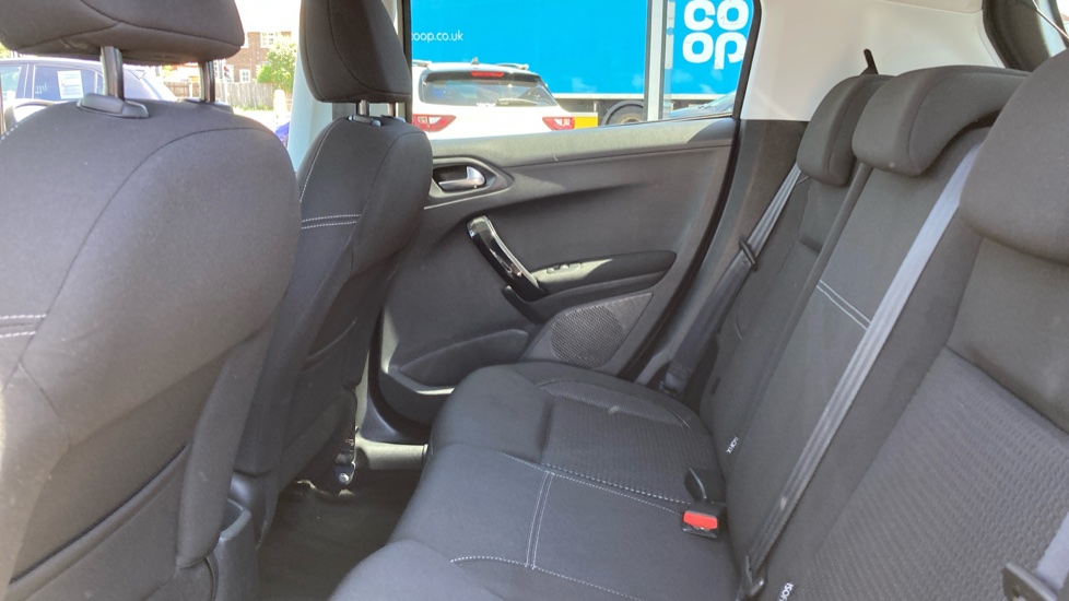 Peugeot 208 1.2 PureTech 82 Tech Edition 5dr [Start Stop] Petrol Hatchback - Image 16