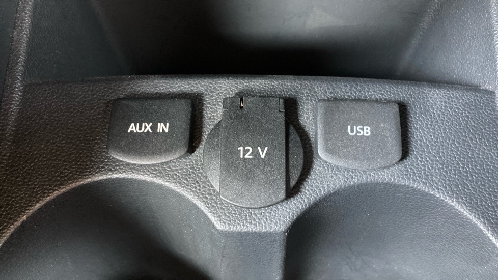 Volkswagen Polo 1.2 TSI SE 5dr Petrol Hatchback - Image 23