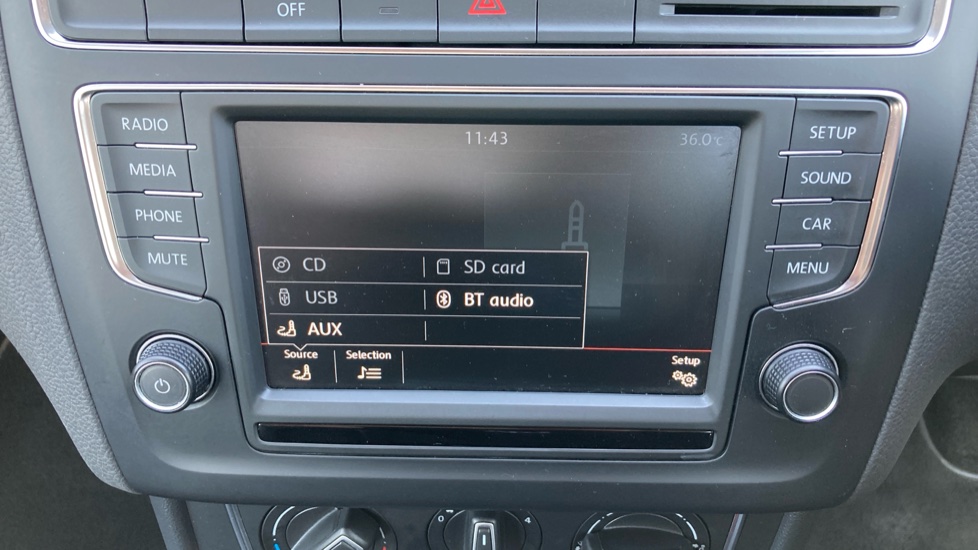 Volkswagen Polo 1.2 TSI SE 5dr Petrol Hatchback - Image 26