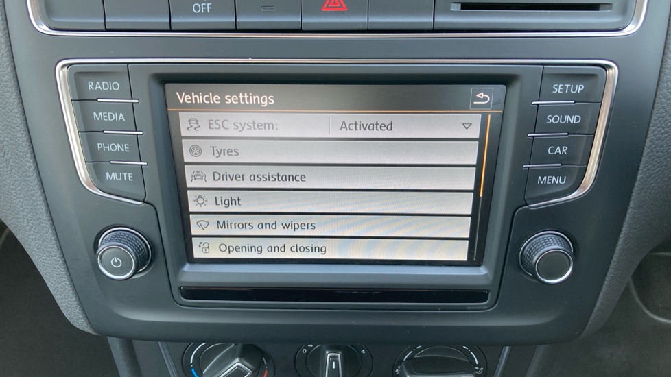 Volkswagen Polo 1.2 TSI SE 5dr Petrol Hatchback - Image 27