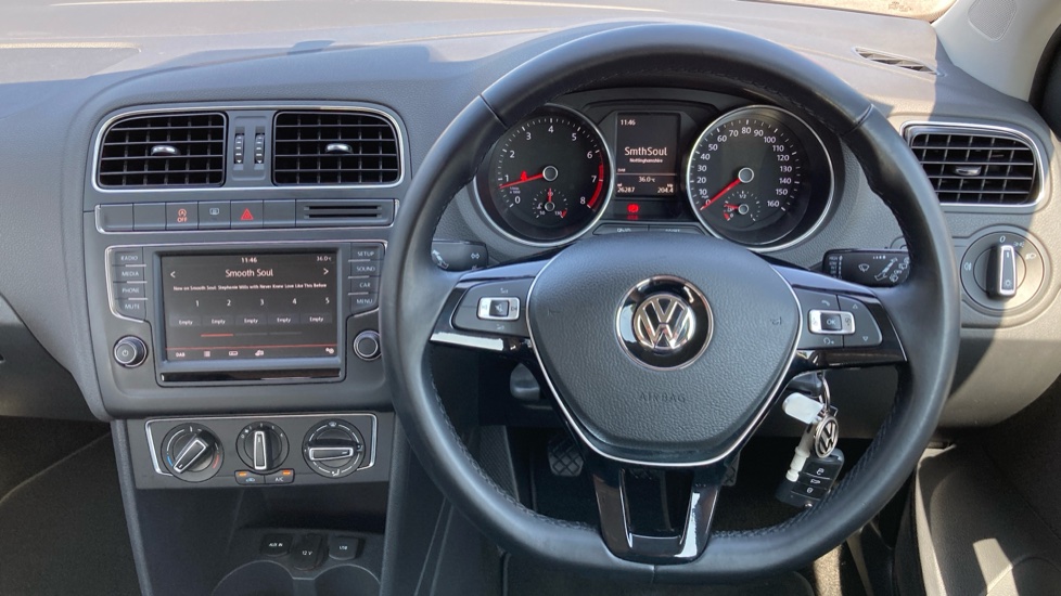 Volkswagen Polo 1.2 TSI SE 5dr Petrol Hatchback - Image 30
