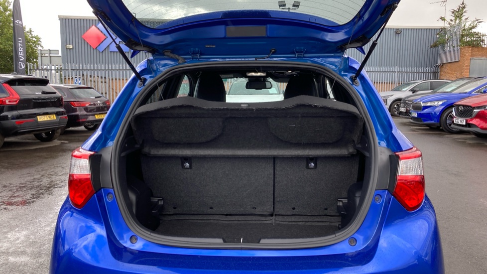Toyota Yaris 1.5 Hybrid Excel 5dr CVT Hybrid Hatchback - Image 4