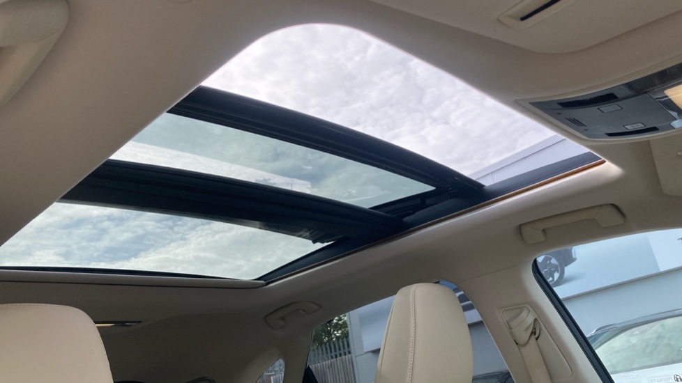 Lexus RX 450h 3.5 Premier 5dr CVT [Sunroof] Hybrid Estate - Image 37