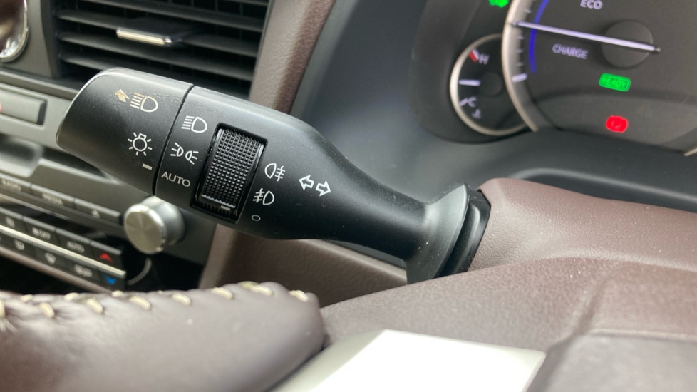 Lexus RX 450h 3.5 Premier 5dr CVT [Sunroof] Hybrid Estate - Image 39