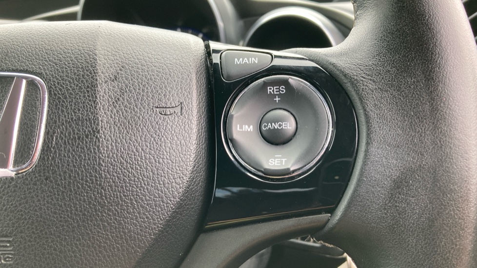 Honda Civic 1.4 i-VTEC SE Plus 5dr [Nav] Petrol Hatchback - Image 33