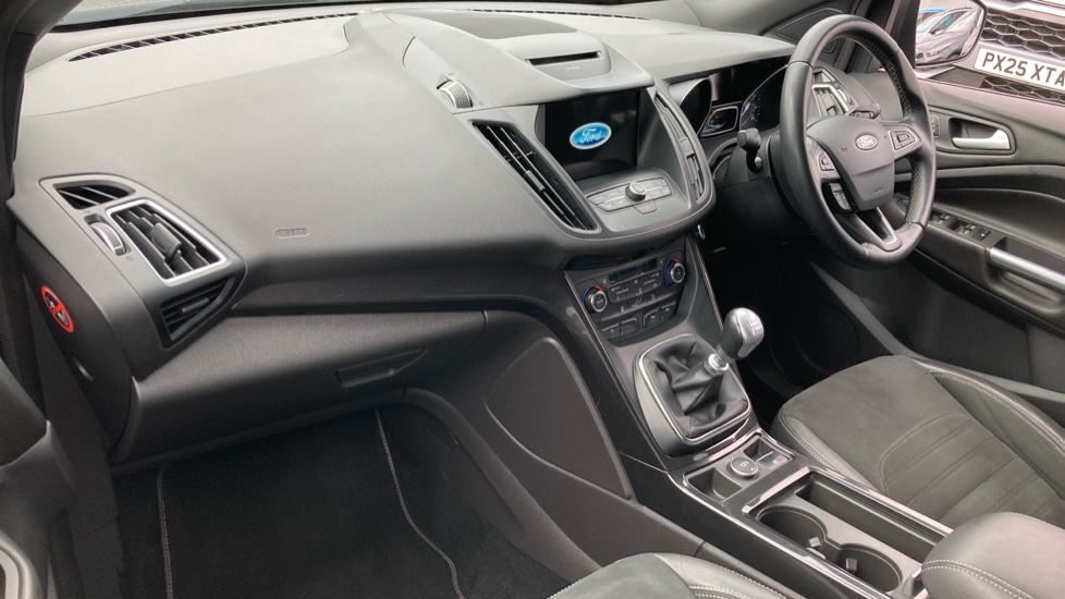 Ford Kuga 2.0 TDCi 180 ST-Line 5dr Diesel Estate - Image 9