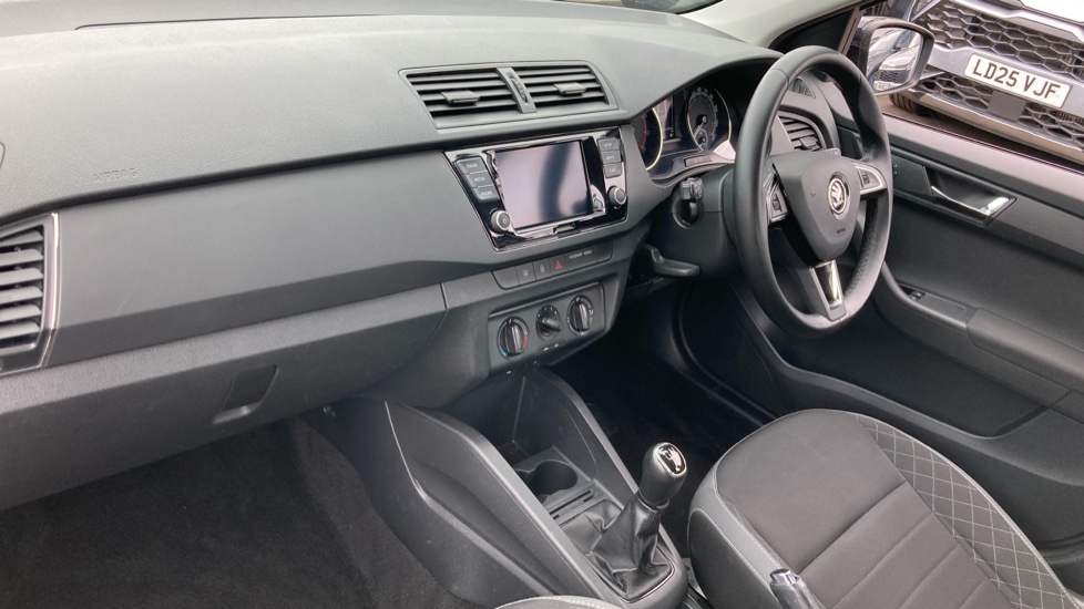 Skoda Fabia 1.0 TSI SE 5dr Petrol Hatchback - Image 9