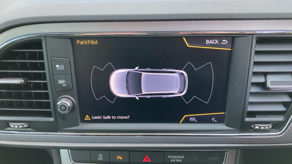 SEAT Leon 2.0 TDI 150 Xcellence [EZ] 5dr Diesel Estate - Image 30
