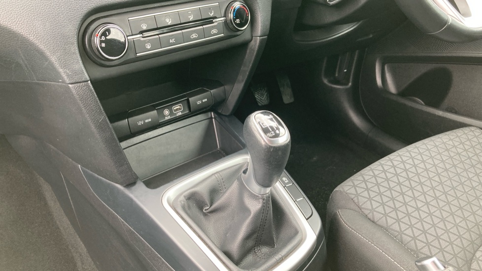 Kia Ceed 1.0T GDi ISG 2 5dr Petrol Hatchback - Image 13