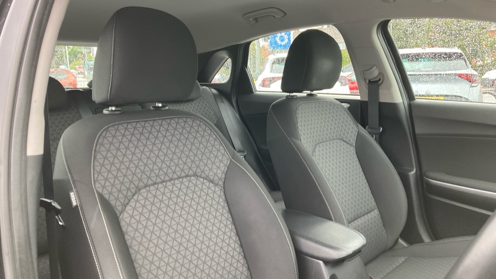 Kia Ceed 1.0T GDi ISG 2 5dr Petrol Hatchback - Image 21