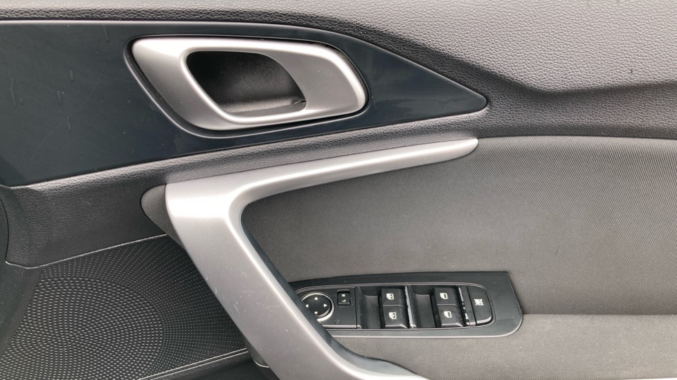 Kia Ceed 1.0T GDi ISG 2 5dr Petrol Hatchback - Image 22