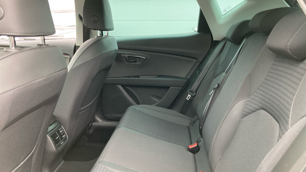 SEAT Leon 1.4 EcoTSI 150 Xcellence Technology 5dr DSG Petrol Hatchback - Image 16