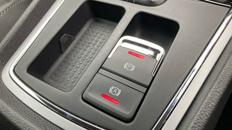 SEAT Leon 1.4 EcoTSI 150 Xcellence Technology 5dr DSG Petrol Hatchback - Image 24