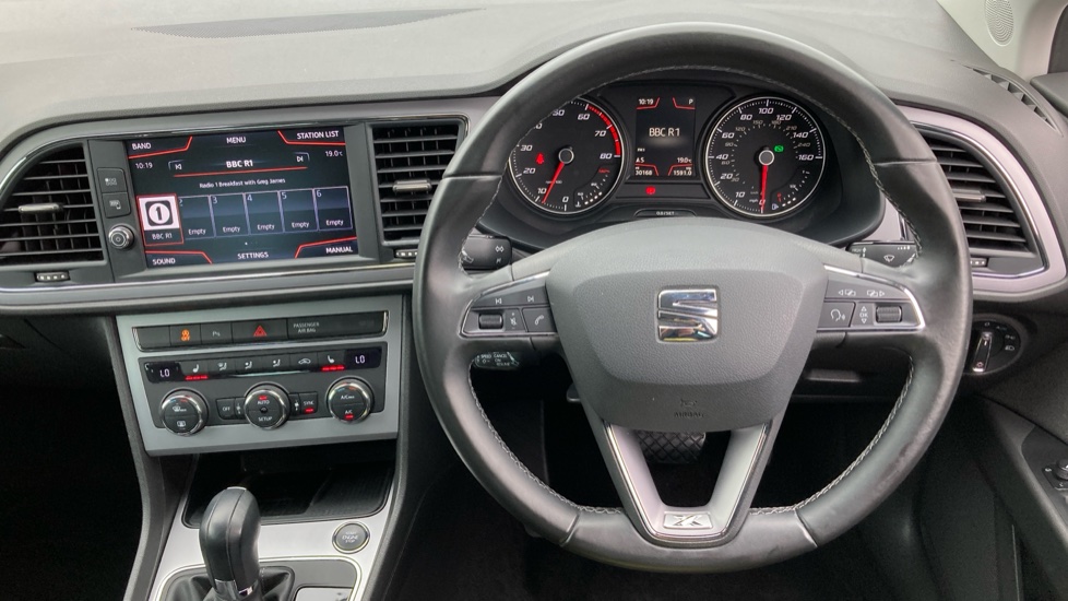 SEAT Leon 1.4 EcoTSI 150 Xcellence Technology 5dr DSG Petrol Hatchback - Image 38