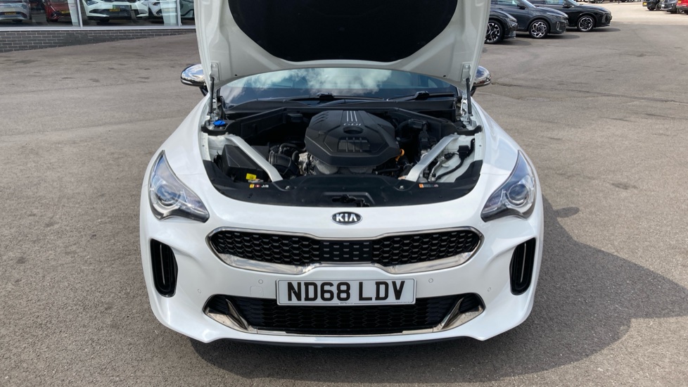 Kia Stinger 2.0 T-GDi GT-Line 5dr Auto Petrol Hatchback - Image 8