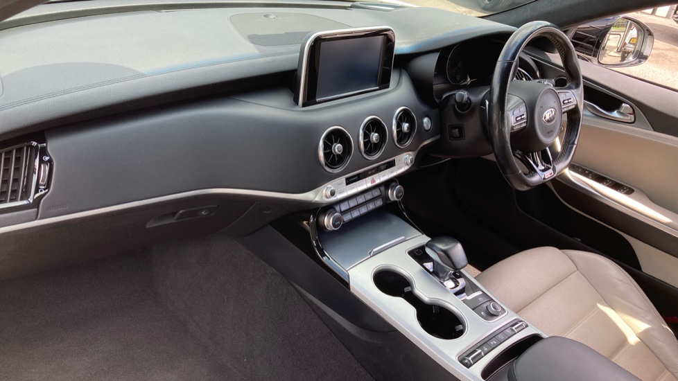 Kia Stinger 2.0 T-GDi GT-Line 5dr Auto Petrol Hatchback - Image 9
