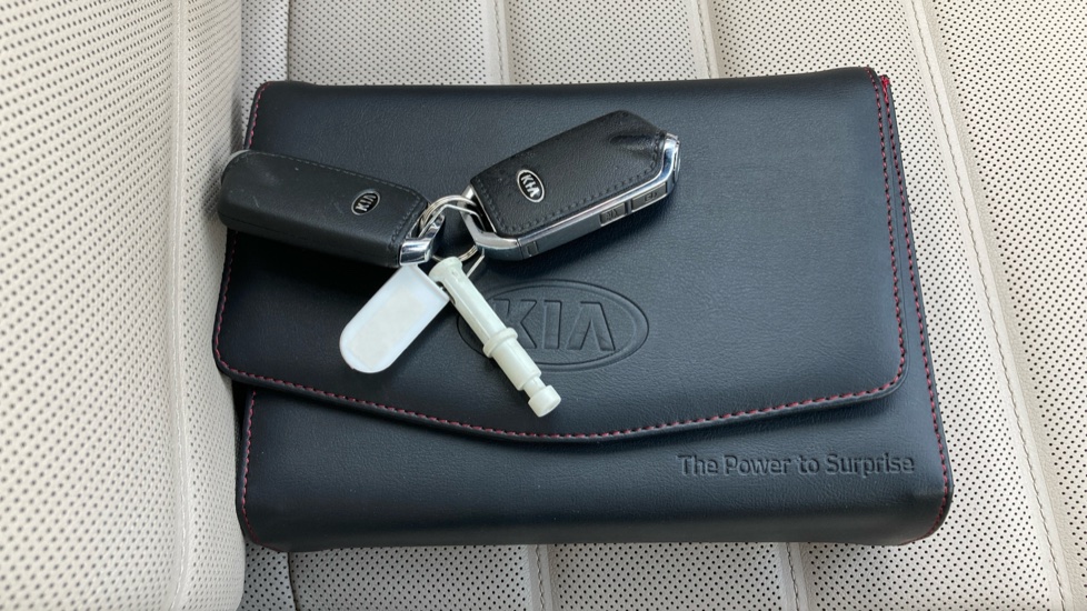 Kia Stinger 2.0 T-GDi GT-Line 5dr Auto Petrol Hatchback - Image 19
