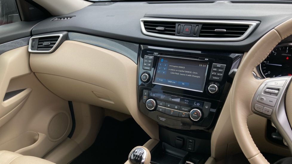 Nissan X-Trail 1.6 dCi Tekna 5dr Diesel Station Wagon - Image 14