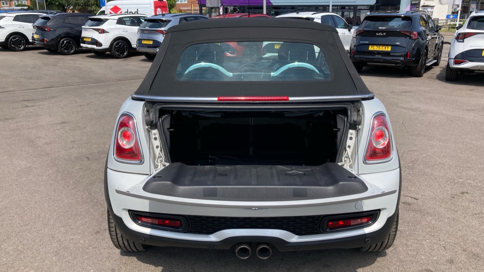 MINI Convertible 1.6 Cooper S 2dr Petrol Convertible - Image 4
